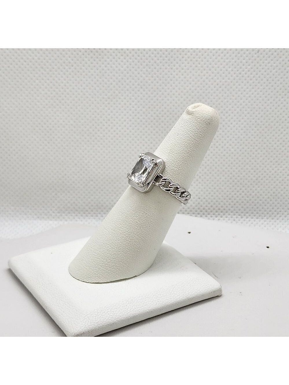 Brand New Sterling Silver 925 White Gemstone Twist Ring